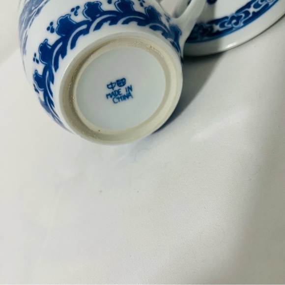 DRAGON Blue White Asian Porcelain Tea Steeping Mug with Lid Printed Dragon - Picture 5 of 7